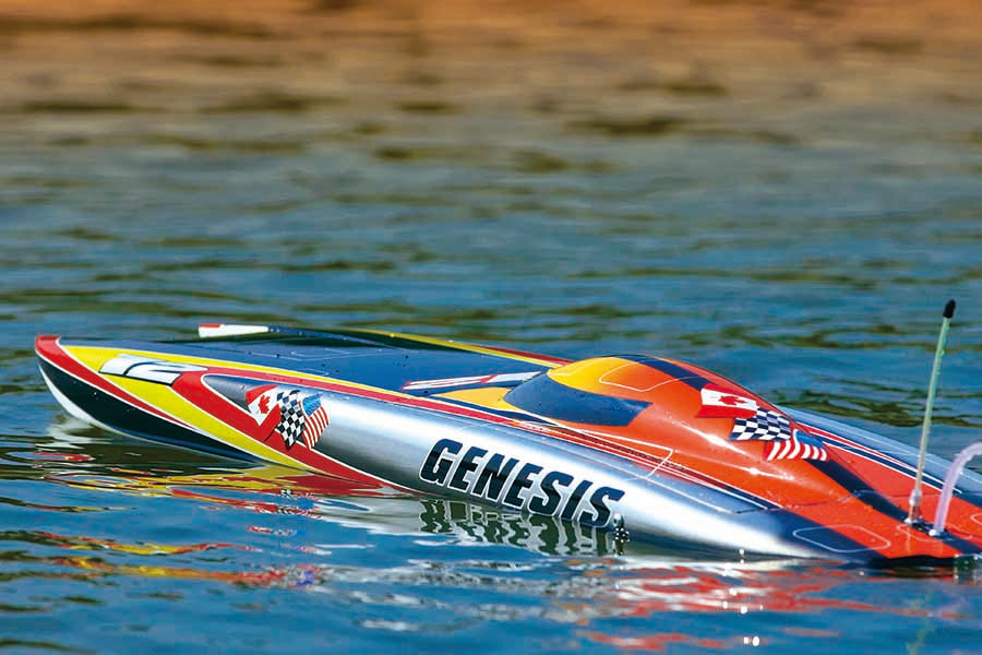 TFL 900mm Genesis Racing RC Boat twin motor